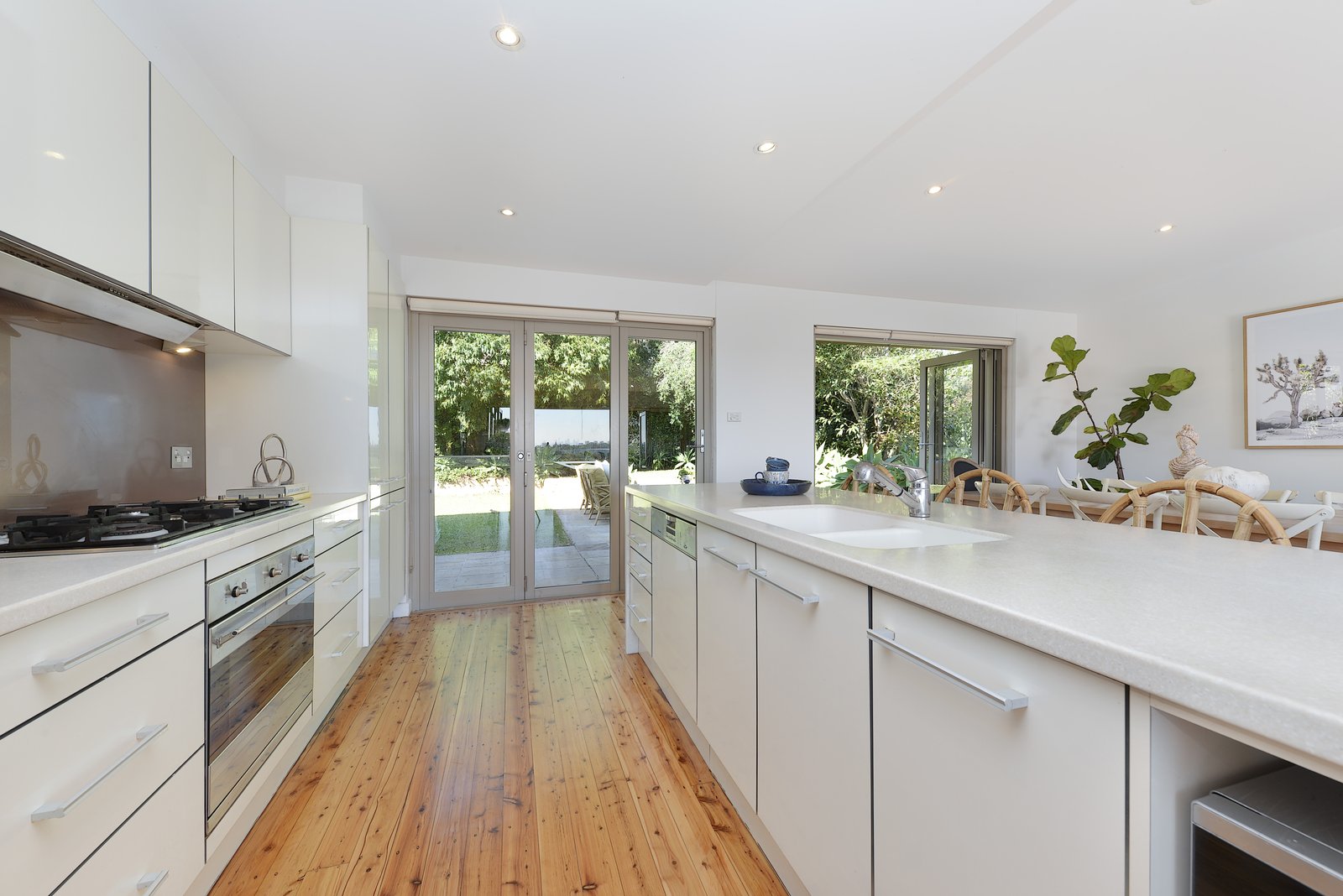 87 Mirrabooka Crescent LITTLE BAY 2