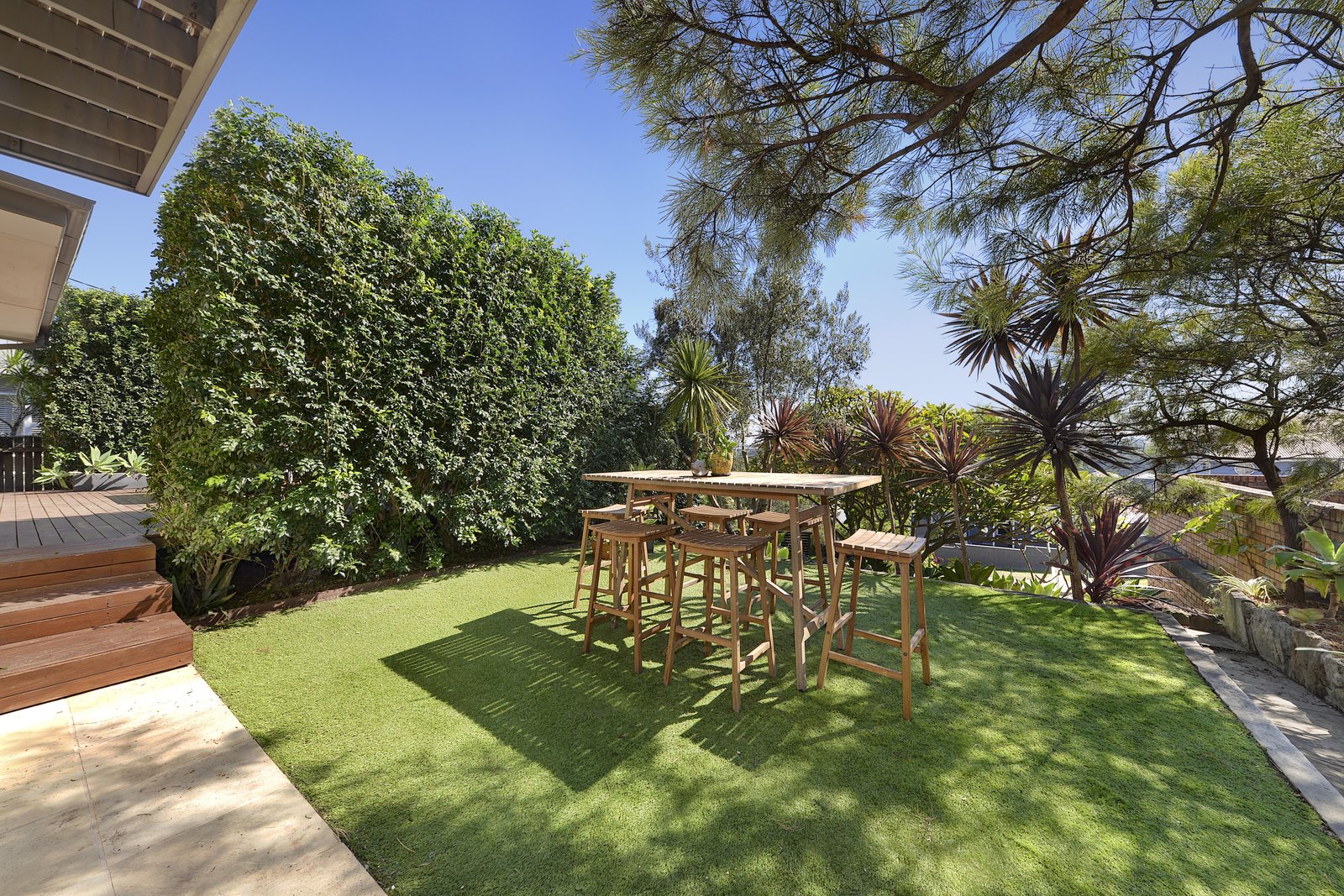 87 Mirrabooka Crescent LITTLE BAY 4