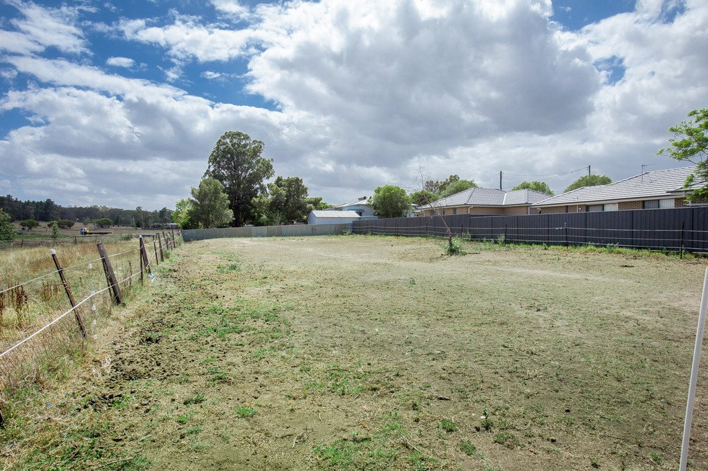87 New England Highway GRETA 15