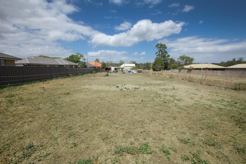 87 New England Highway GRETA 16