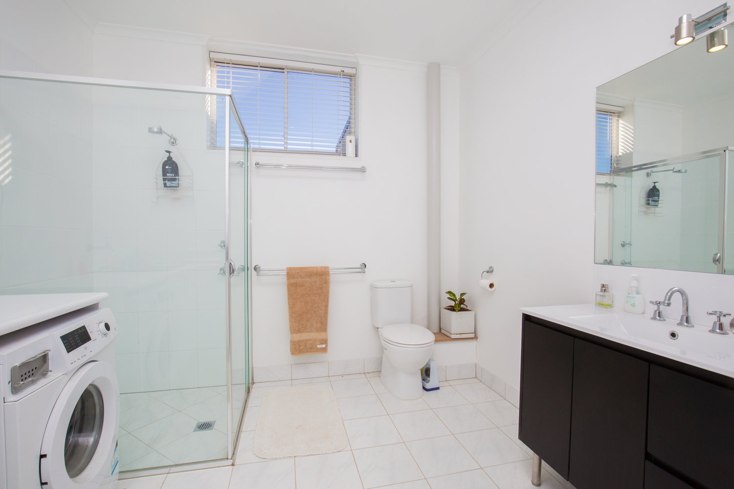 87 O'Connells Road LOUTH PARK 5