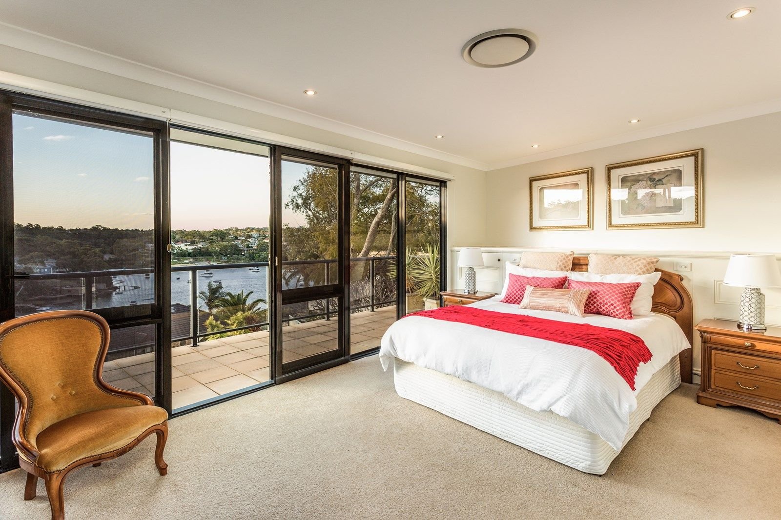 87 Queens Road CONNELLS POINT 8