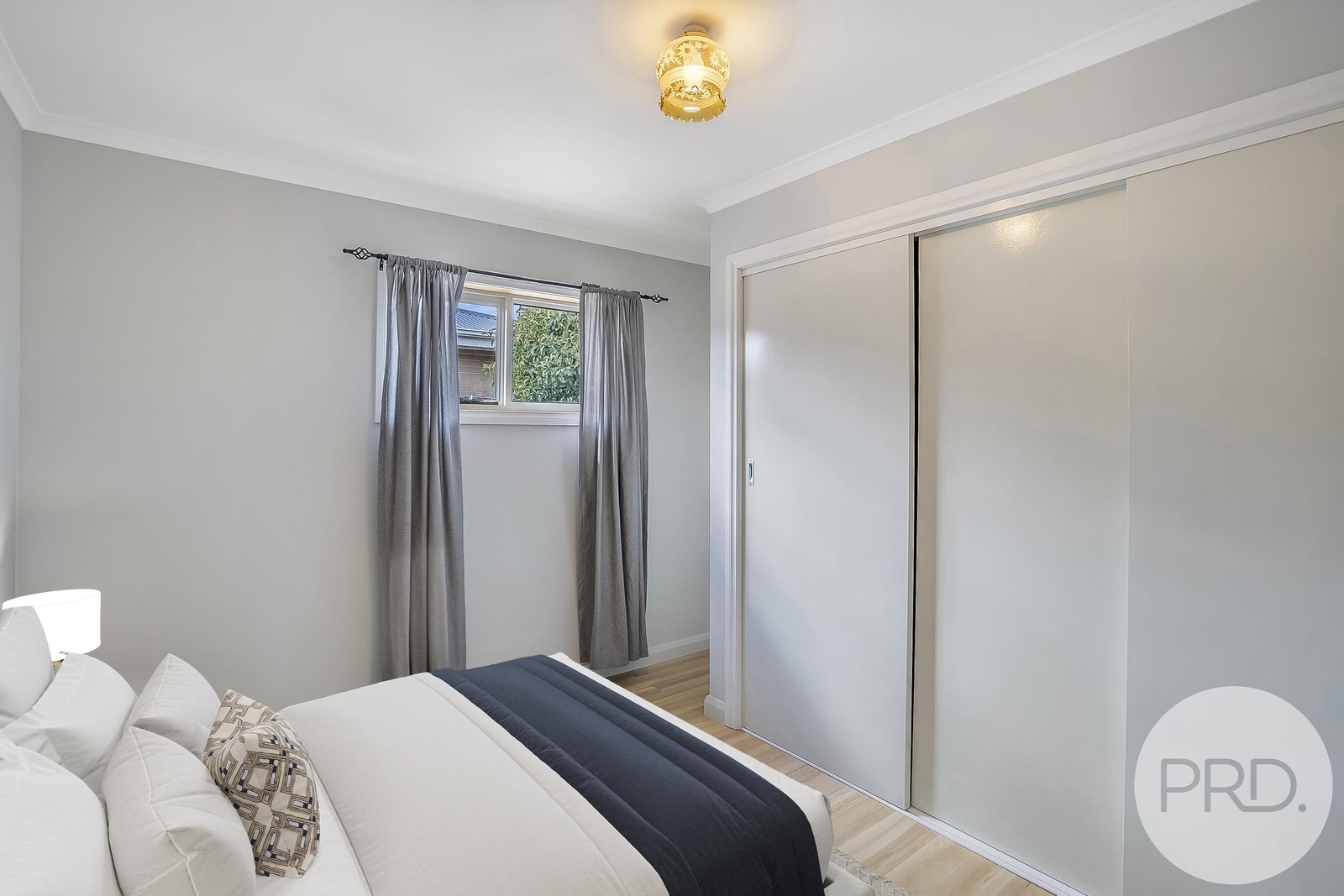 87 Renfrew Circle GOODWOOD 13