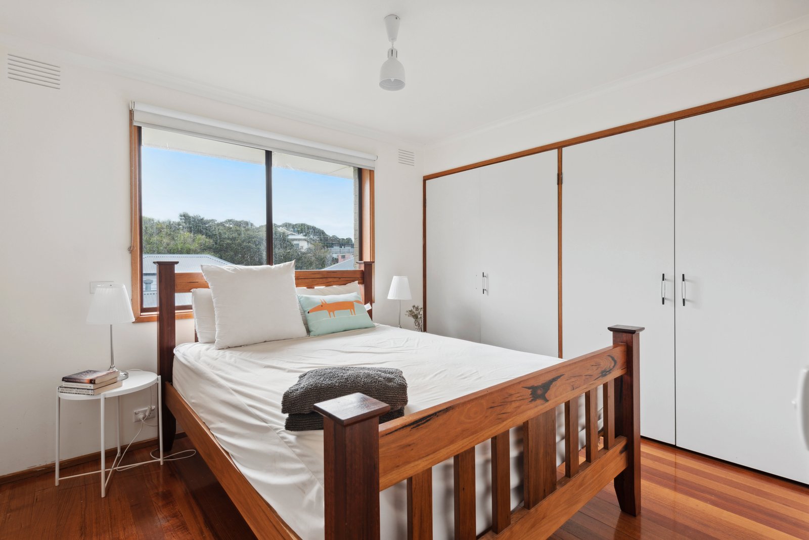 Gallery: 87 Revell Street