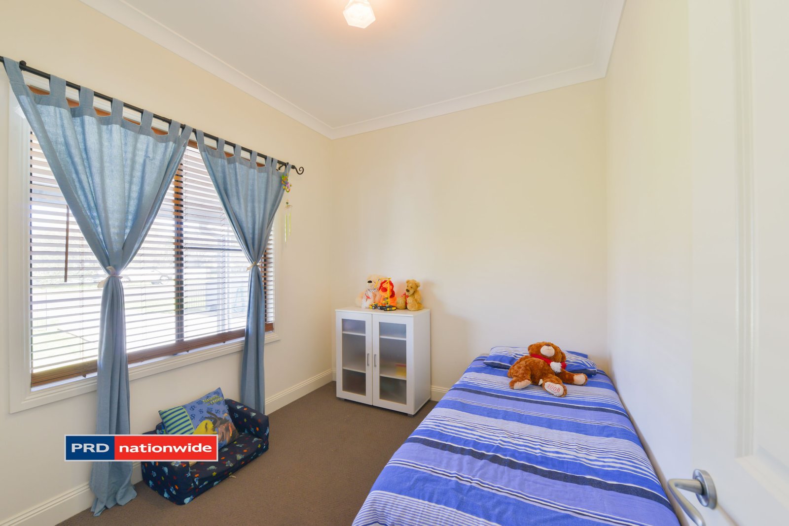 87 River Street MANILLA 11