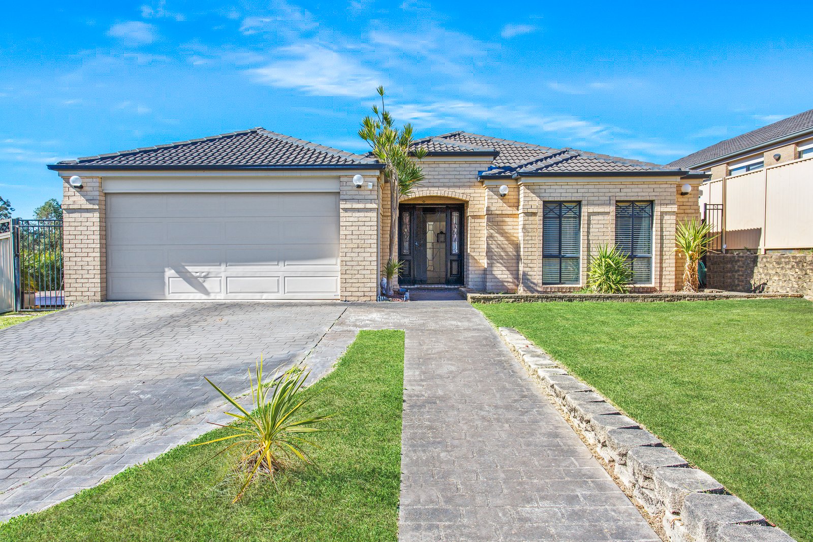 87 Robins Creek Drive HORSLEY 2