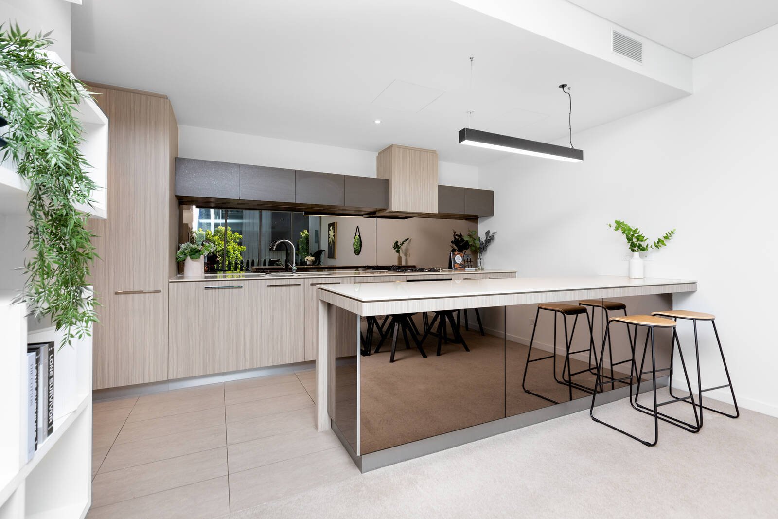 Real Estate and Property in 87 South Wharf Drive, Docklands, VIC