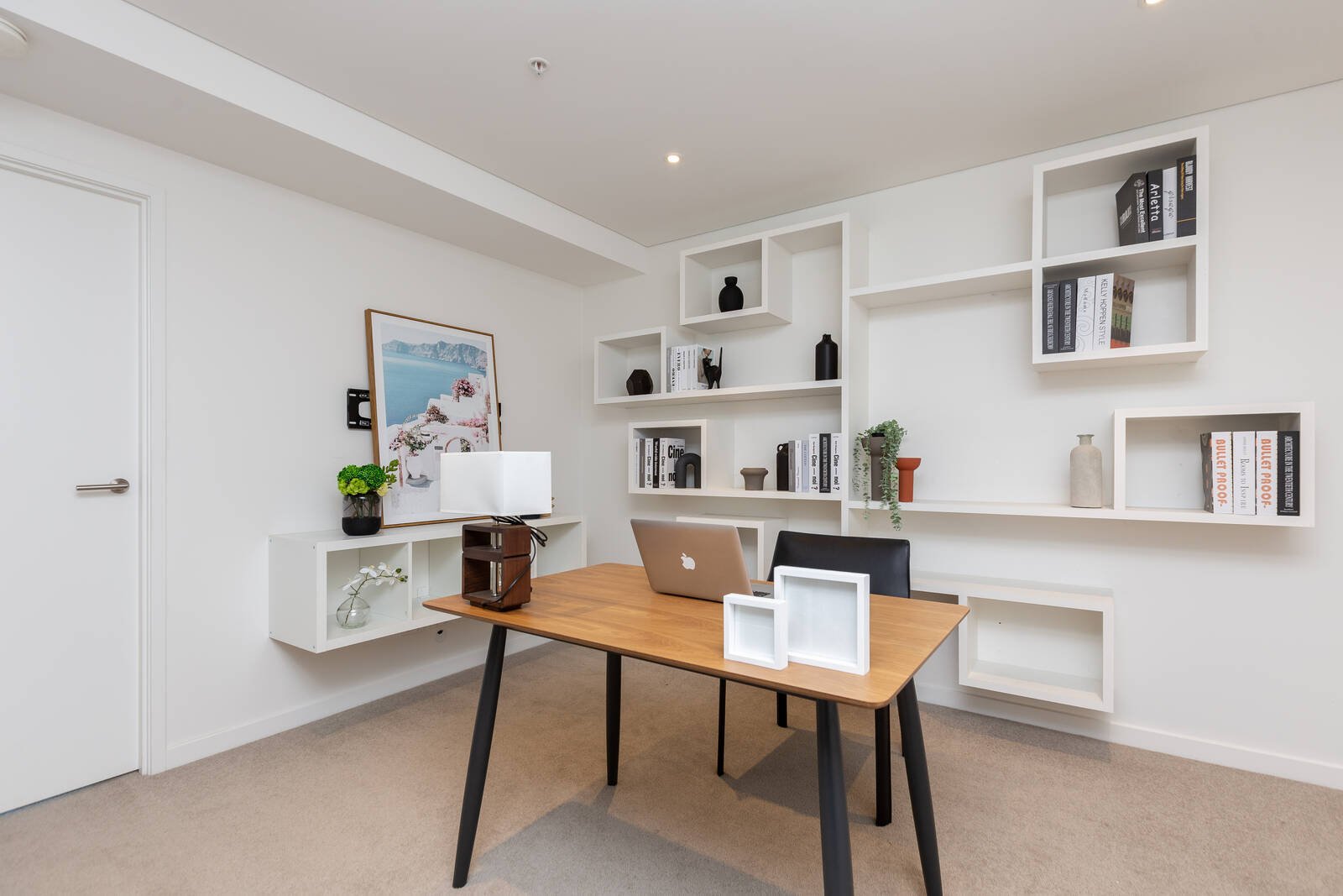 Real Estate and Property in 87 South Wharf Drive, Docklands, VIC