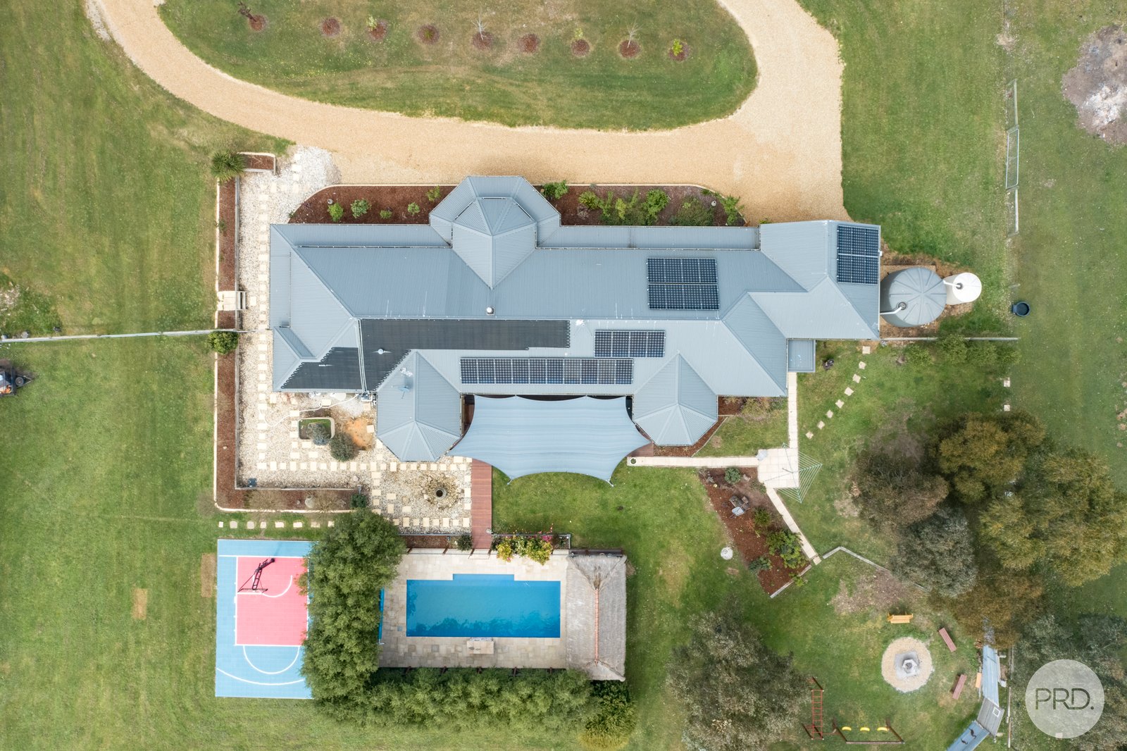 87 Taemore Close HADDON 3