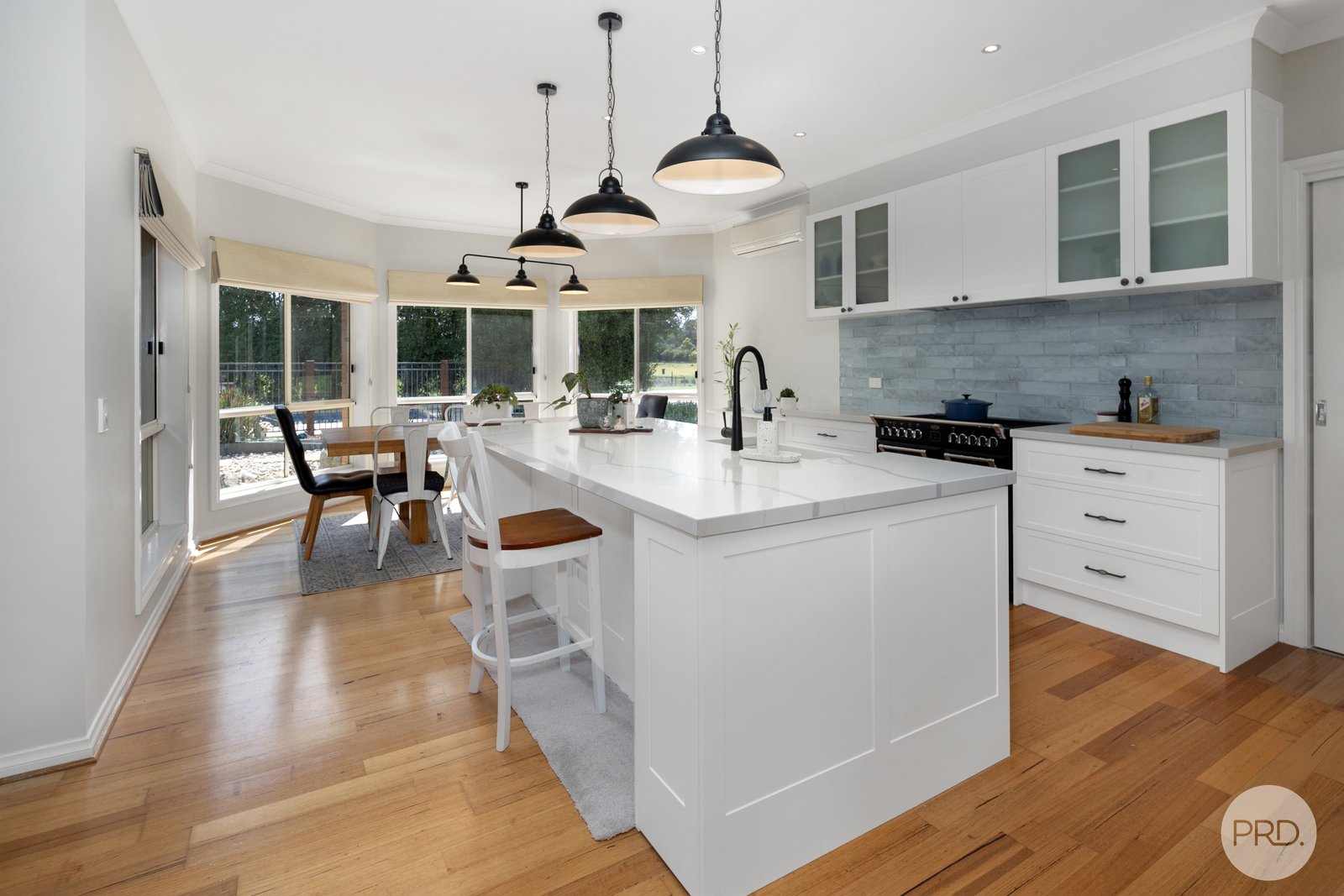 87 Taemore Close HADDON 4