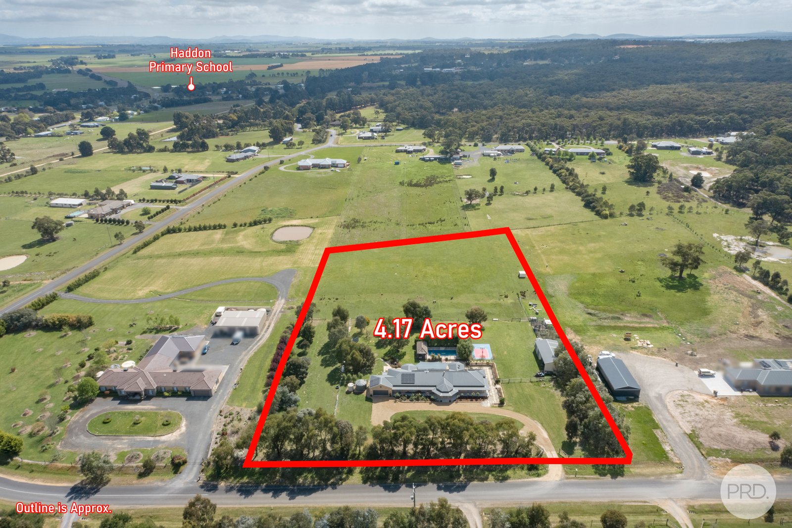 87 Taemore Close HADDON 23