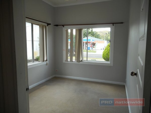 87 Tumut Street ADELONG 4