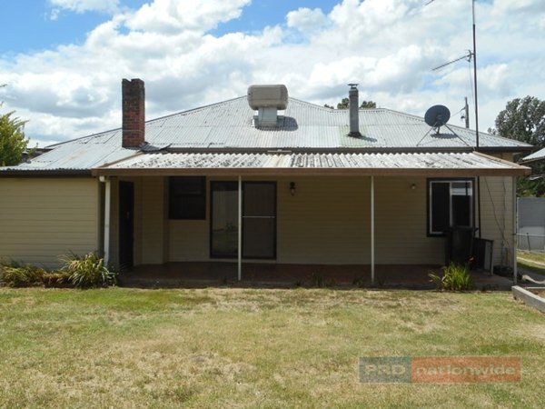 87 Tumut Street ADELONG 12