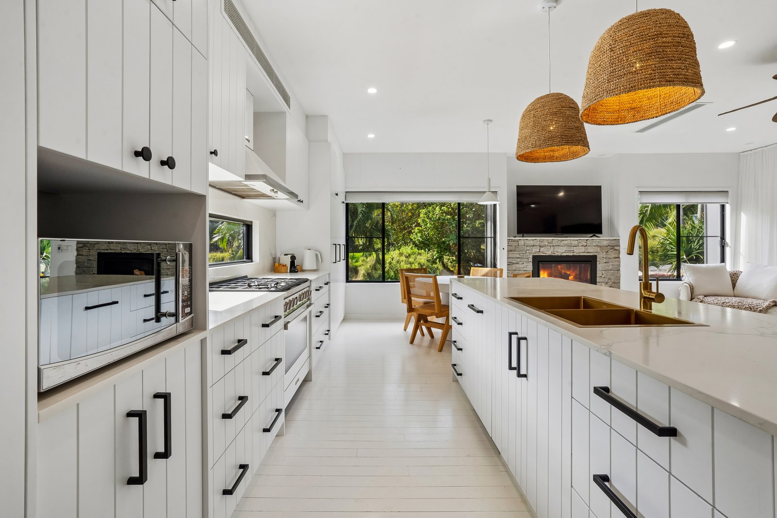 87 Tweed Coast Road BOGANGAR 7