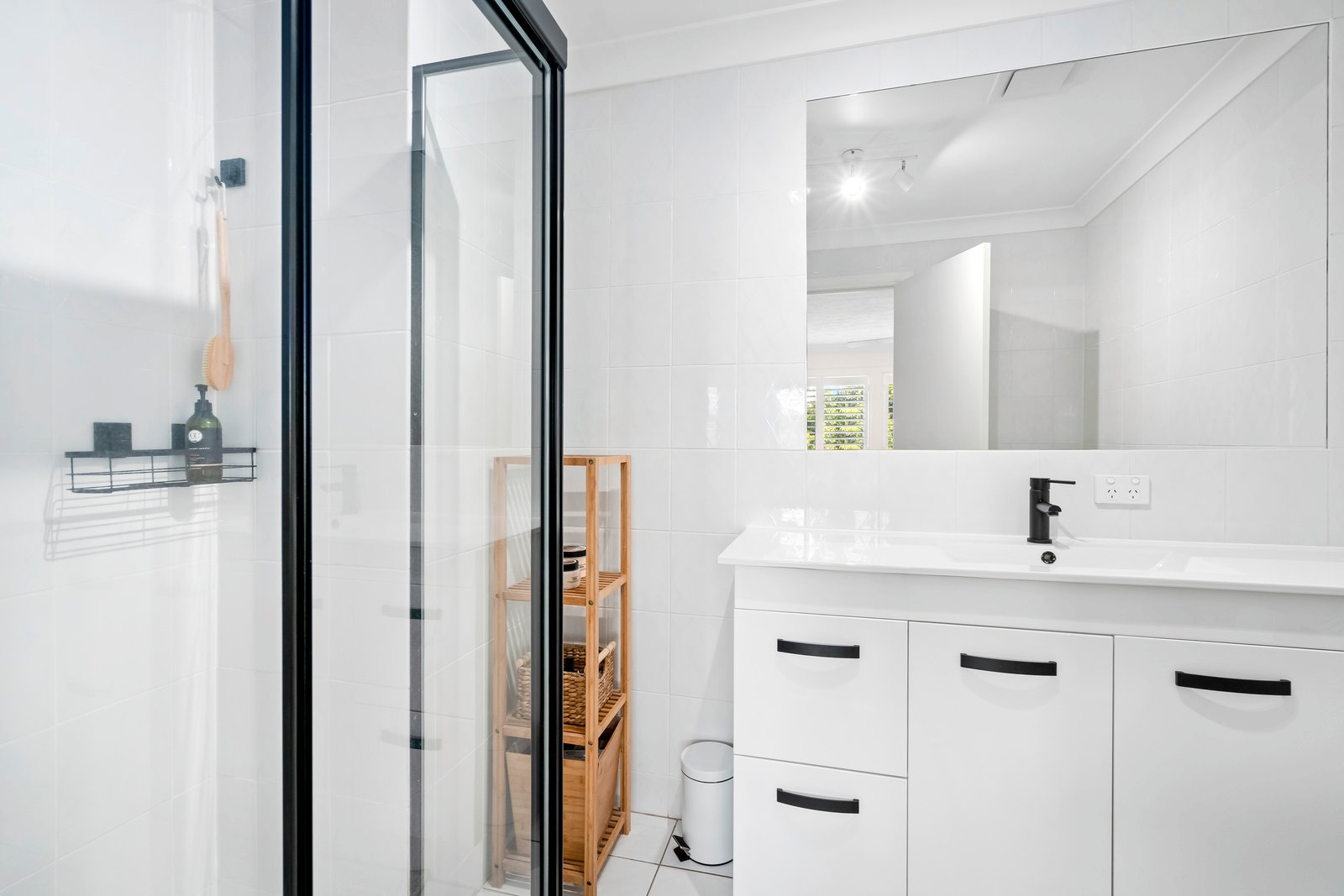 8/7 Twenty Seventh Avenue PALM BEACH 10