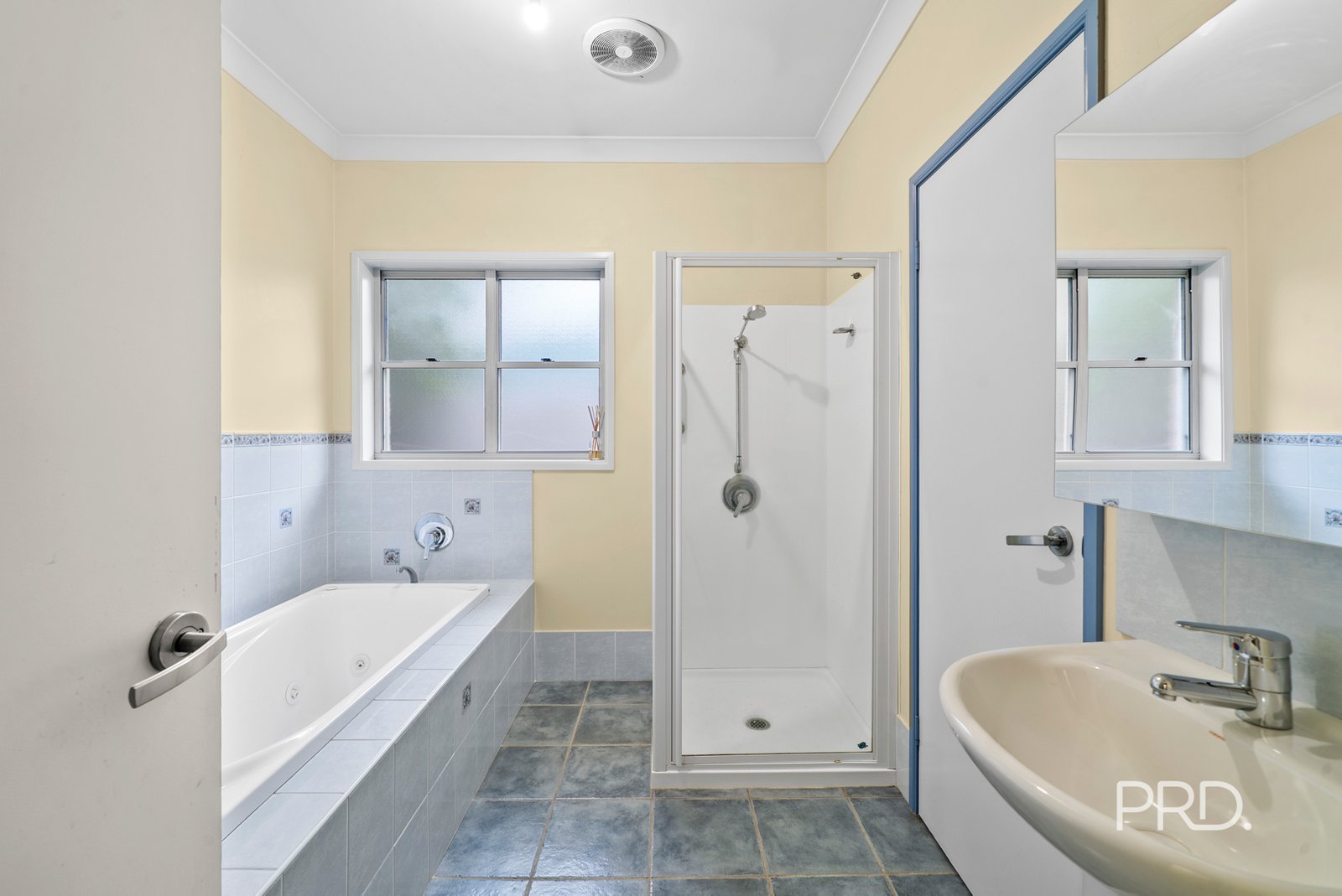 87 Veale Street ASHMONT 6
