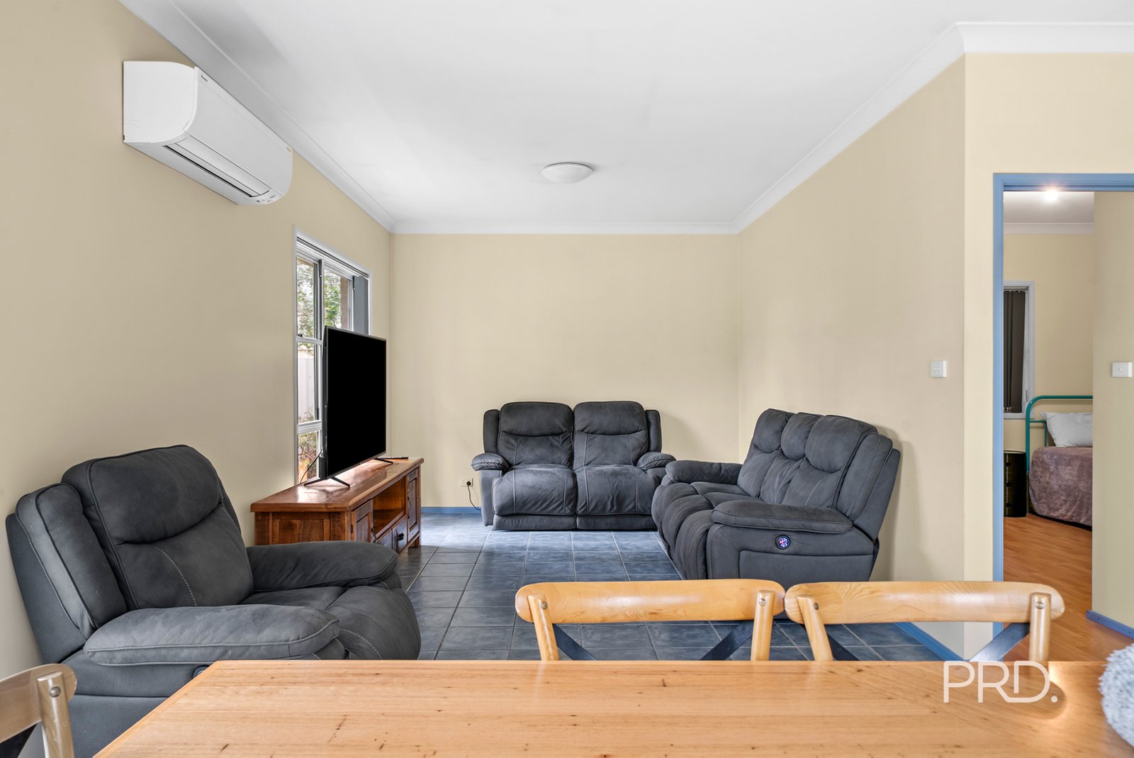 87 Veale Street ASHMONT 7