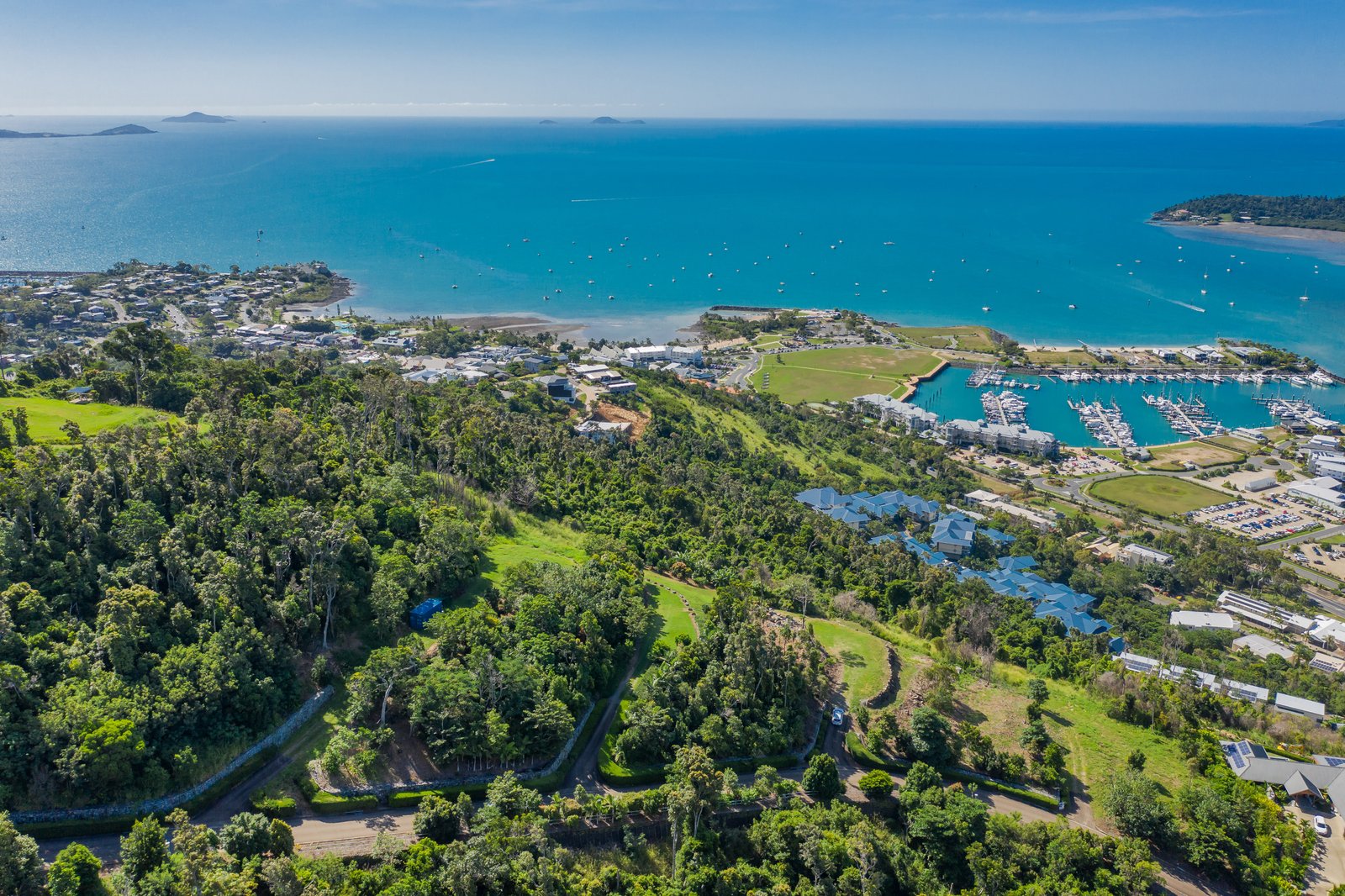 8/70 Mount Whitsunday Drive AIRLIE BEACH 9