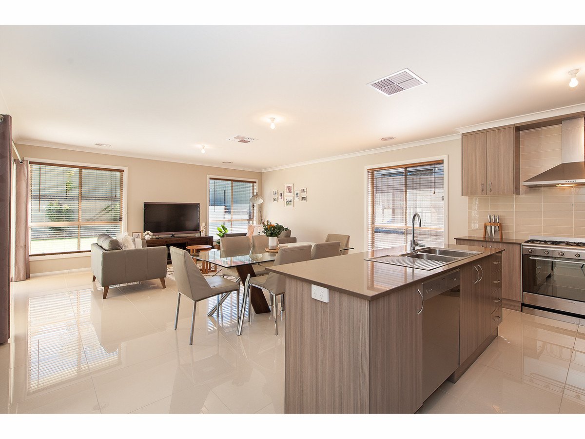 870 Union Road GLENROY 5