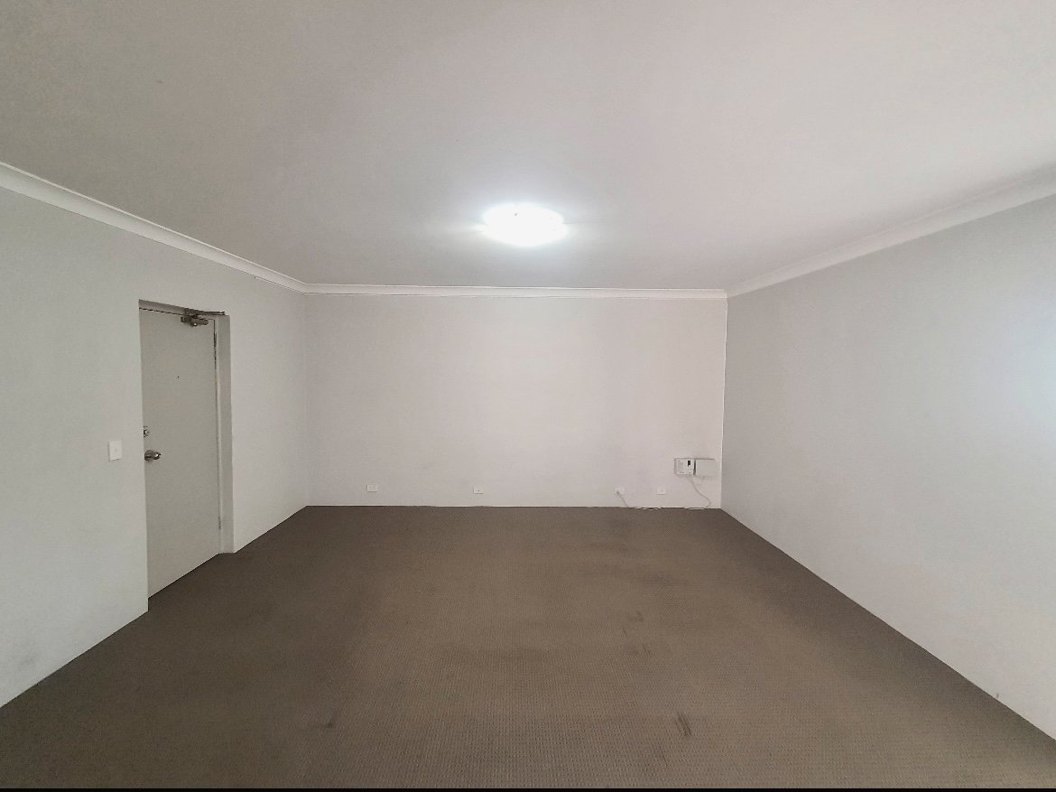 8/71 Goulburn Street LIVERPOOL 2