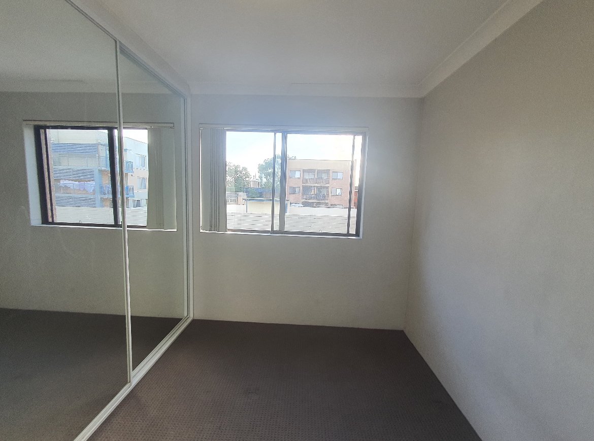 8/71 Goulburn Street LIVERPOOL 6