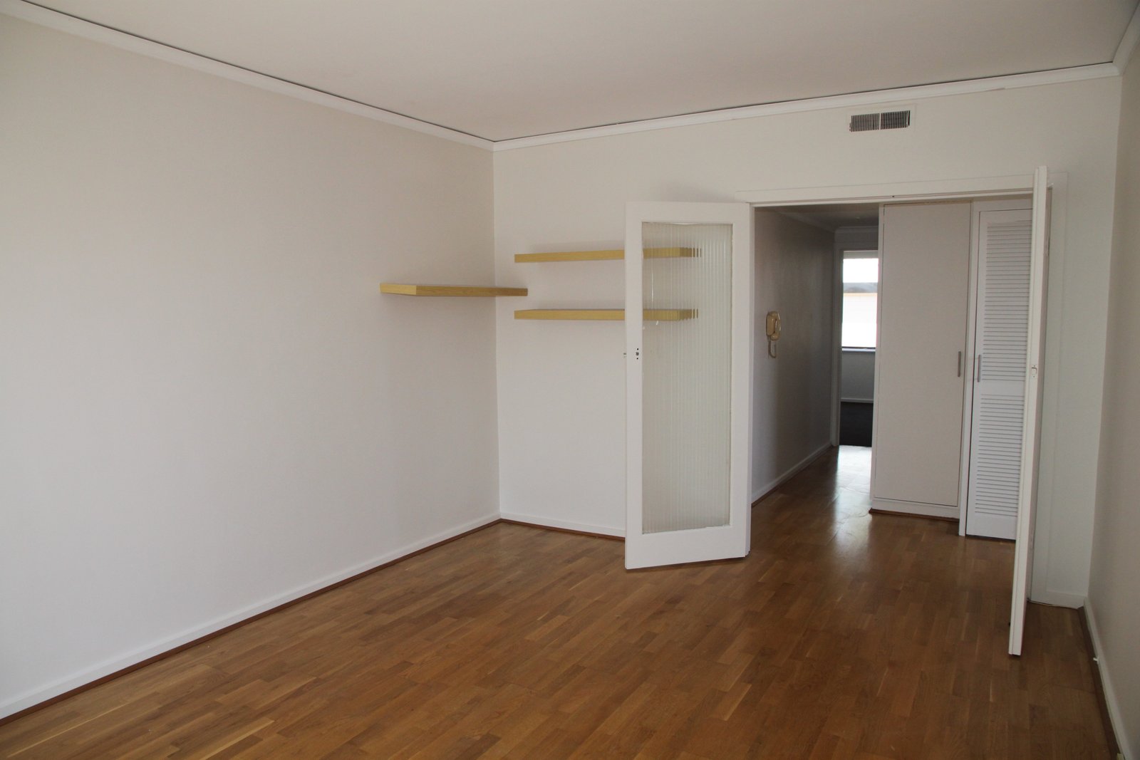 Gallery: 8/71 Westbury Street