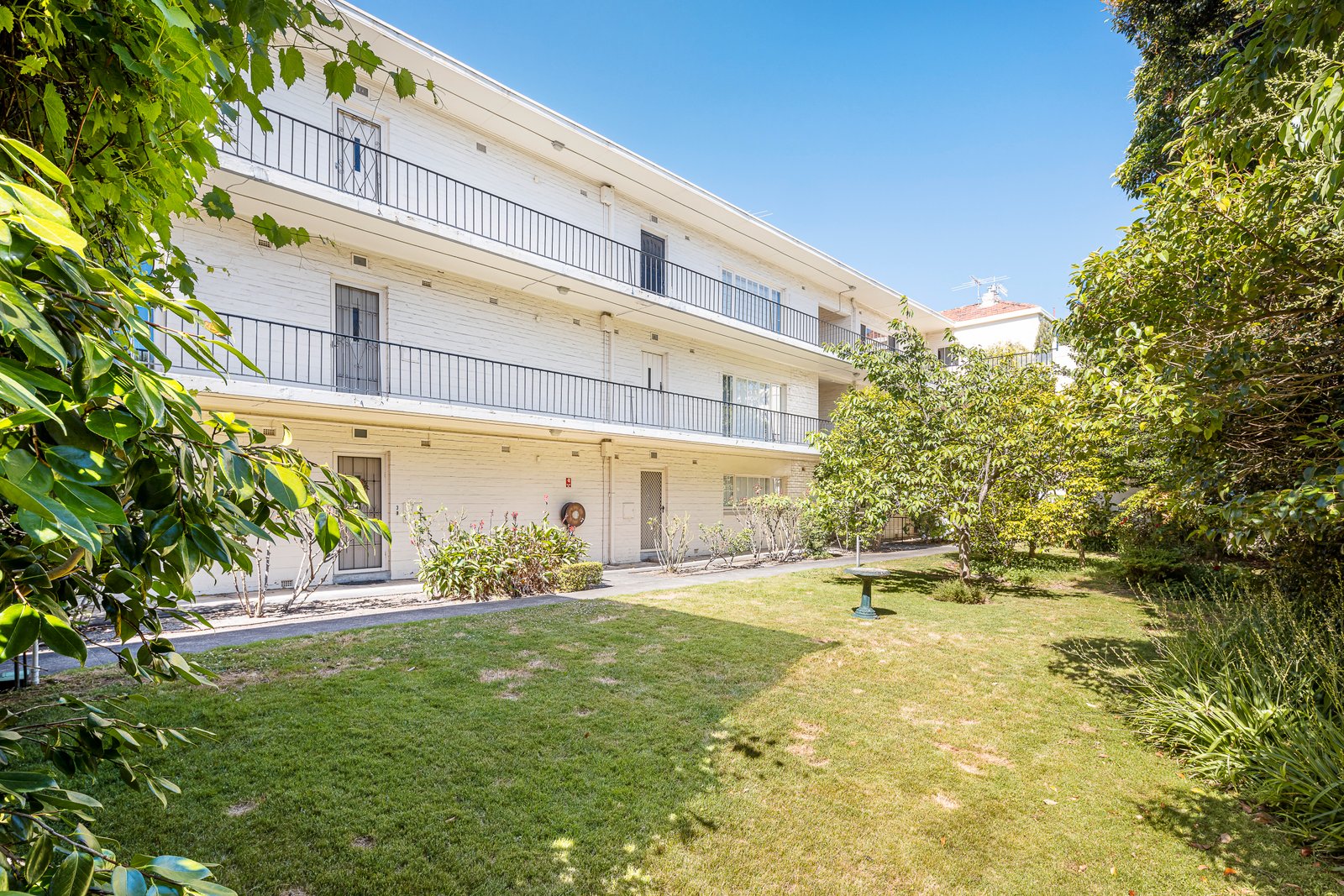 Real Estate and Property in 8/712 Orrong Rd , Toorak, VIC