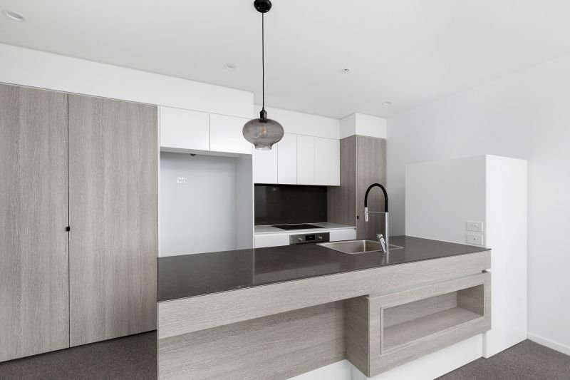 87/1877 Gold Coast Highway BURLEIGH HEADS 2