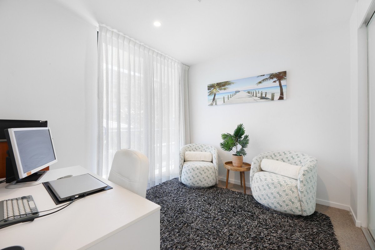 8/72 The Esplanade Burleigh Heads 17