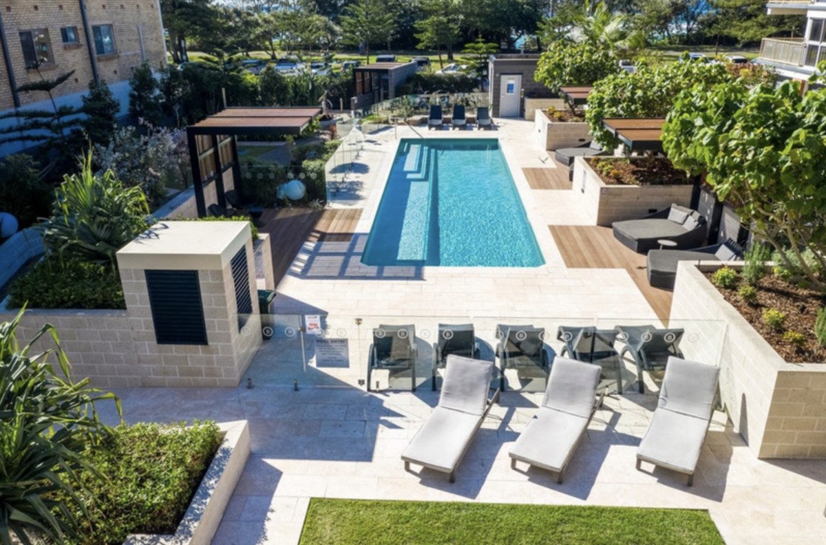 8/72 The Esplanade Burleigh Heads 19