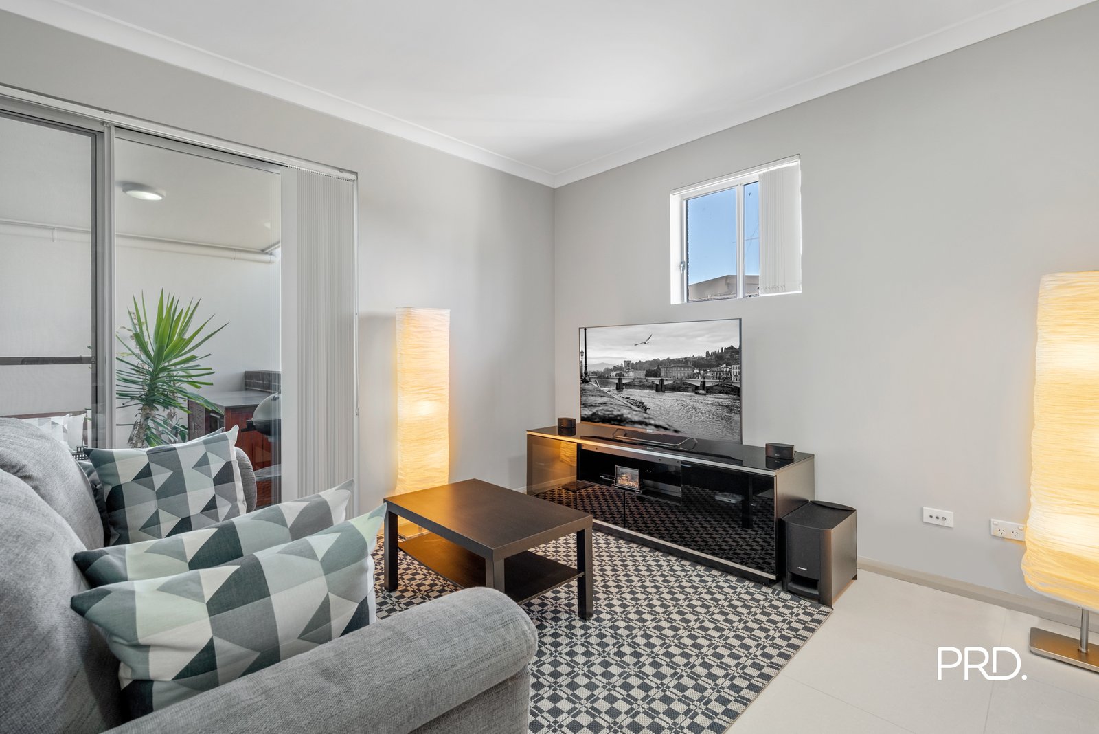 8/76-78 Jones Street KINGSWOOD 6