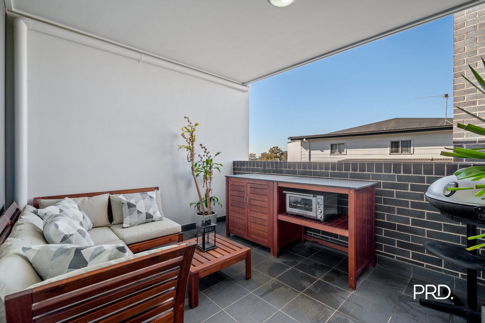 8/76-78 Jones Street KINGSWOOD 11