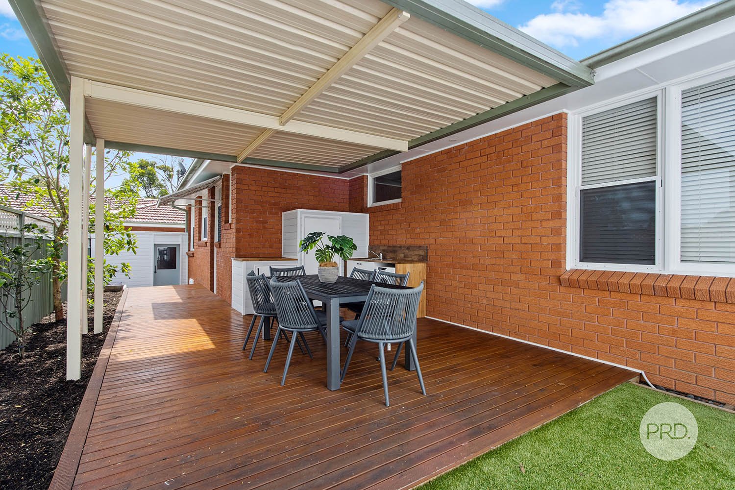 8/769 Forest Road PEAKHURST 12