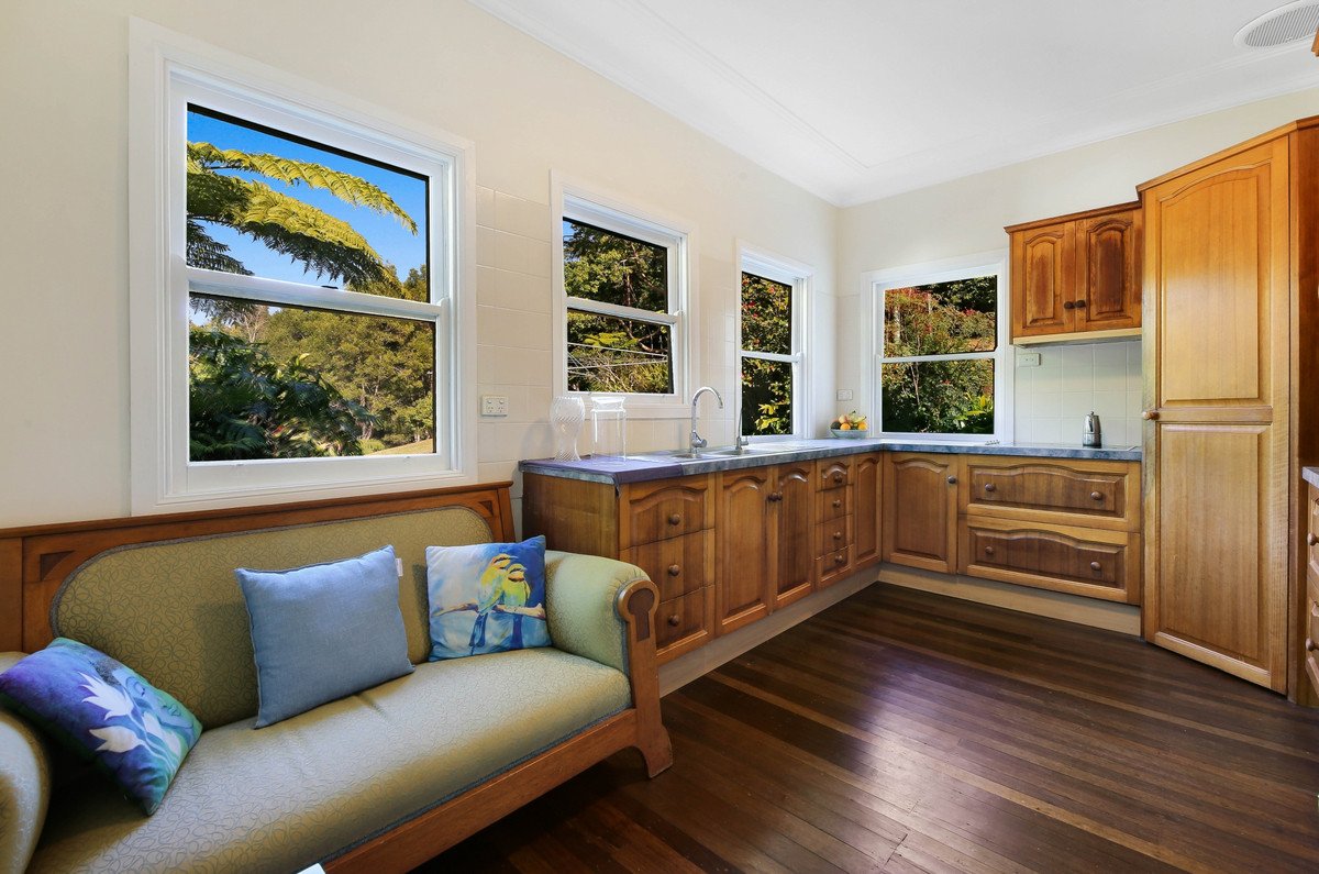 877 Tomewin Road Tomewin 9