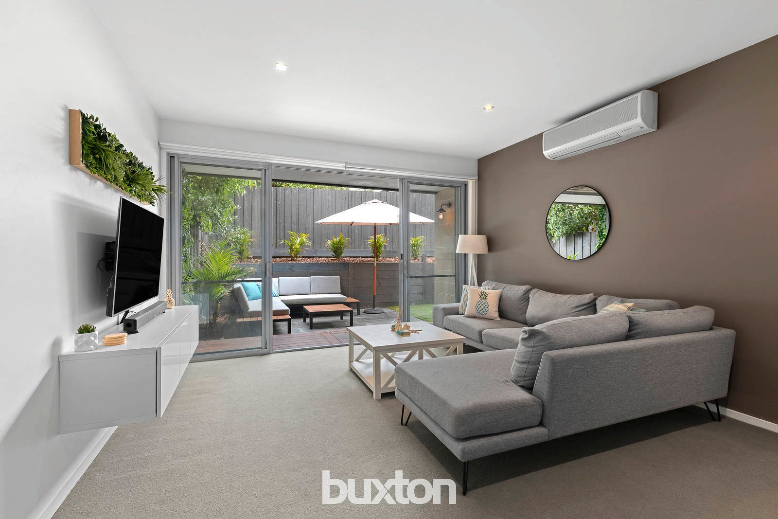 8/78 Holyrood Street, Hampton