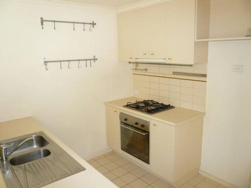 Gallery: 87/88 Park Street