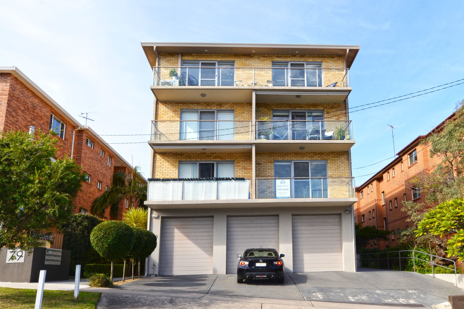 8/79 Duncan Street MAROUBRA 11