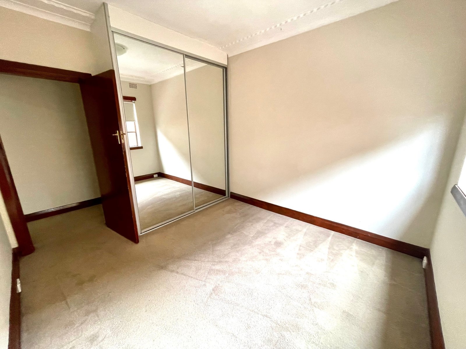 8/79 Trafalgar Street STANMORE 4
