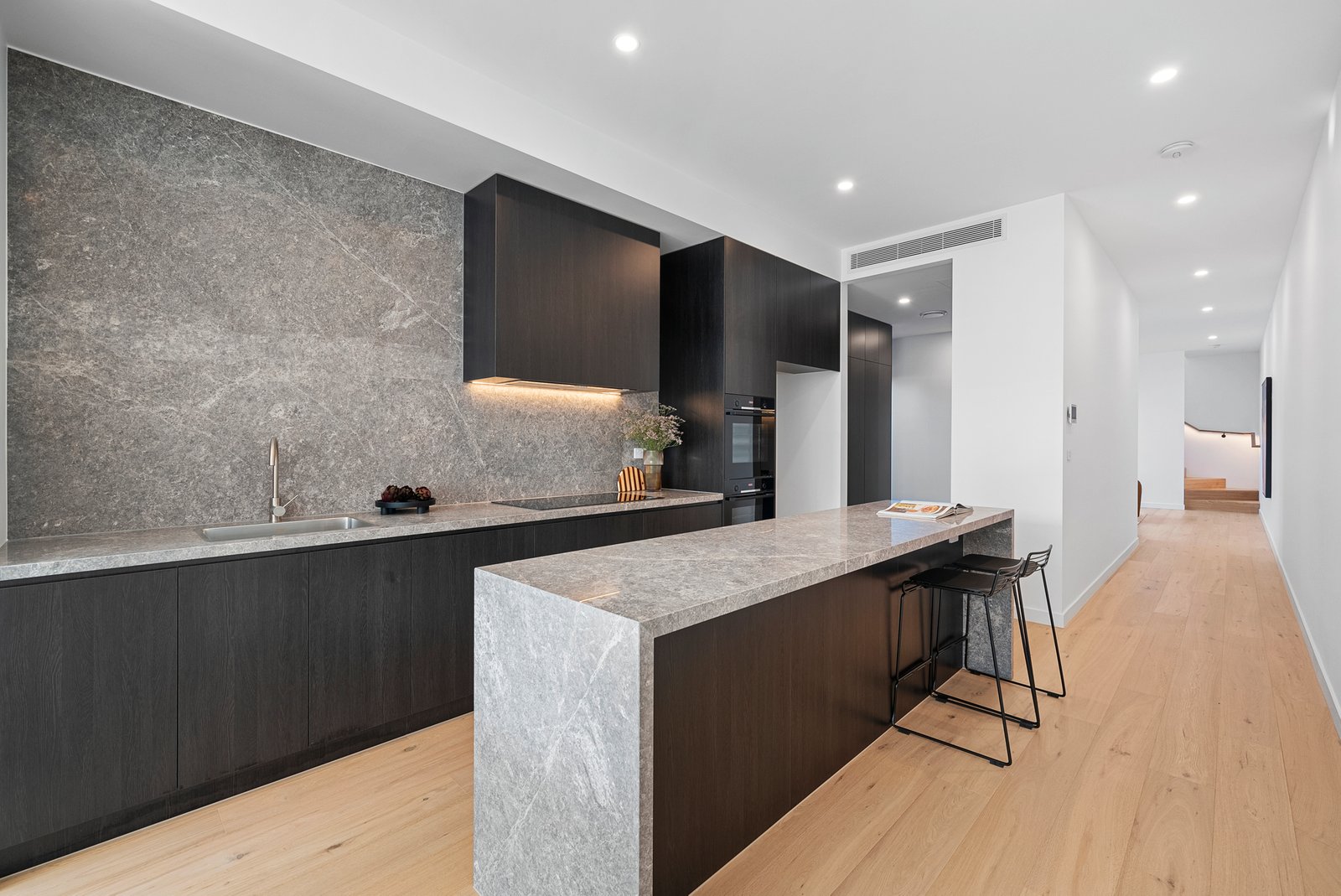 Gallery: 87A Kambrook Road