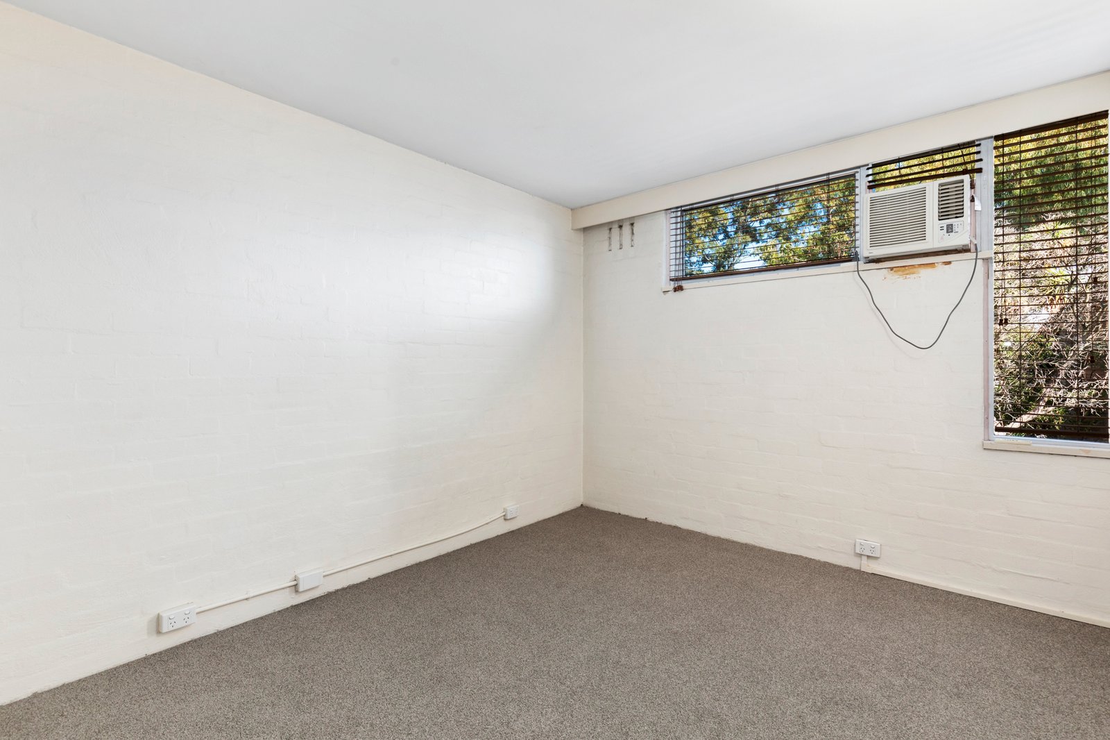 Gallery: 87B Park Street