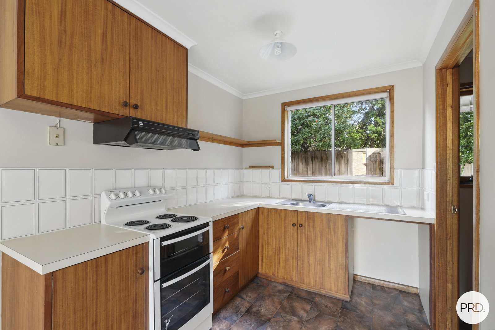 8/8 Alexandra Esplande  BELLERIVE 4