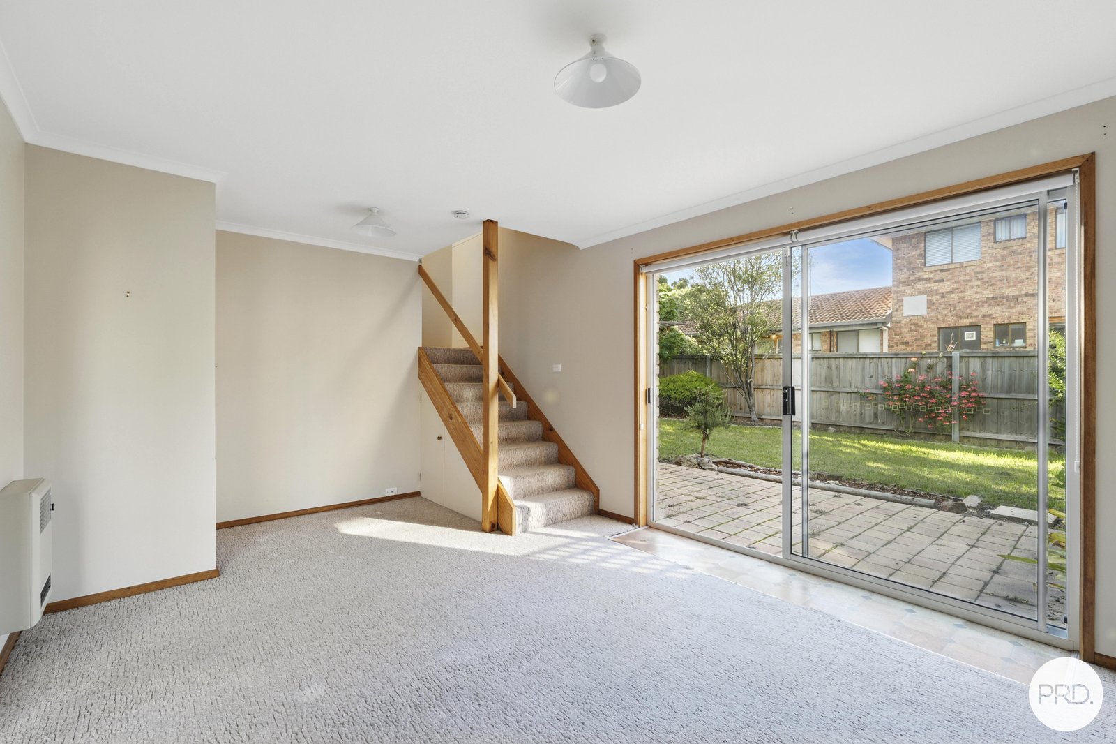 8/8 Alexandra Esplande  BELLERIVE 9