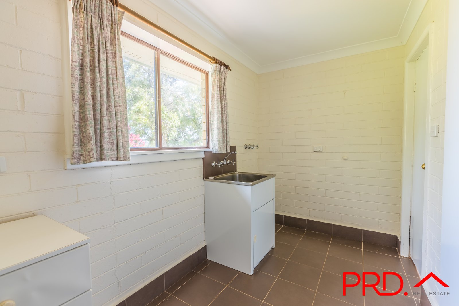 88 Dunoon Road TAMWORTH 8