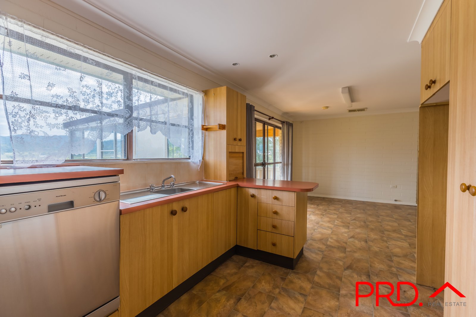 88 Dunoon Road TAMWORTH 12