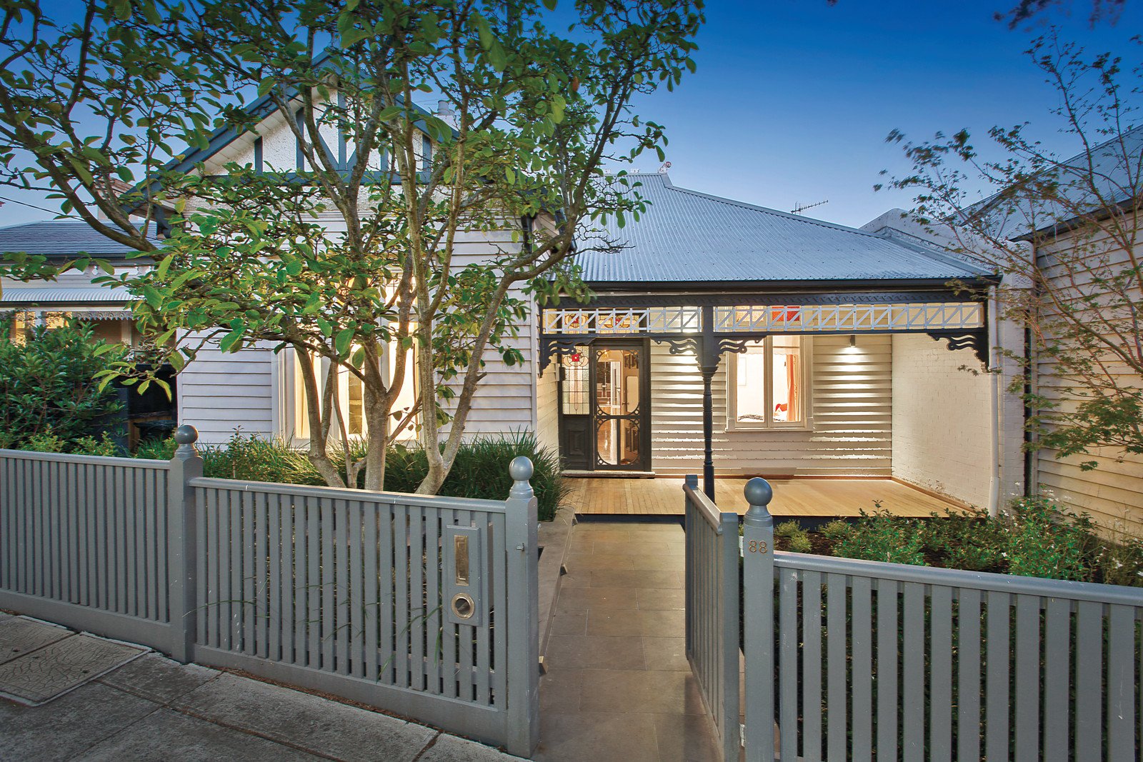 88 Edgevale Road, Kew, VIC