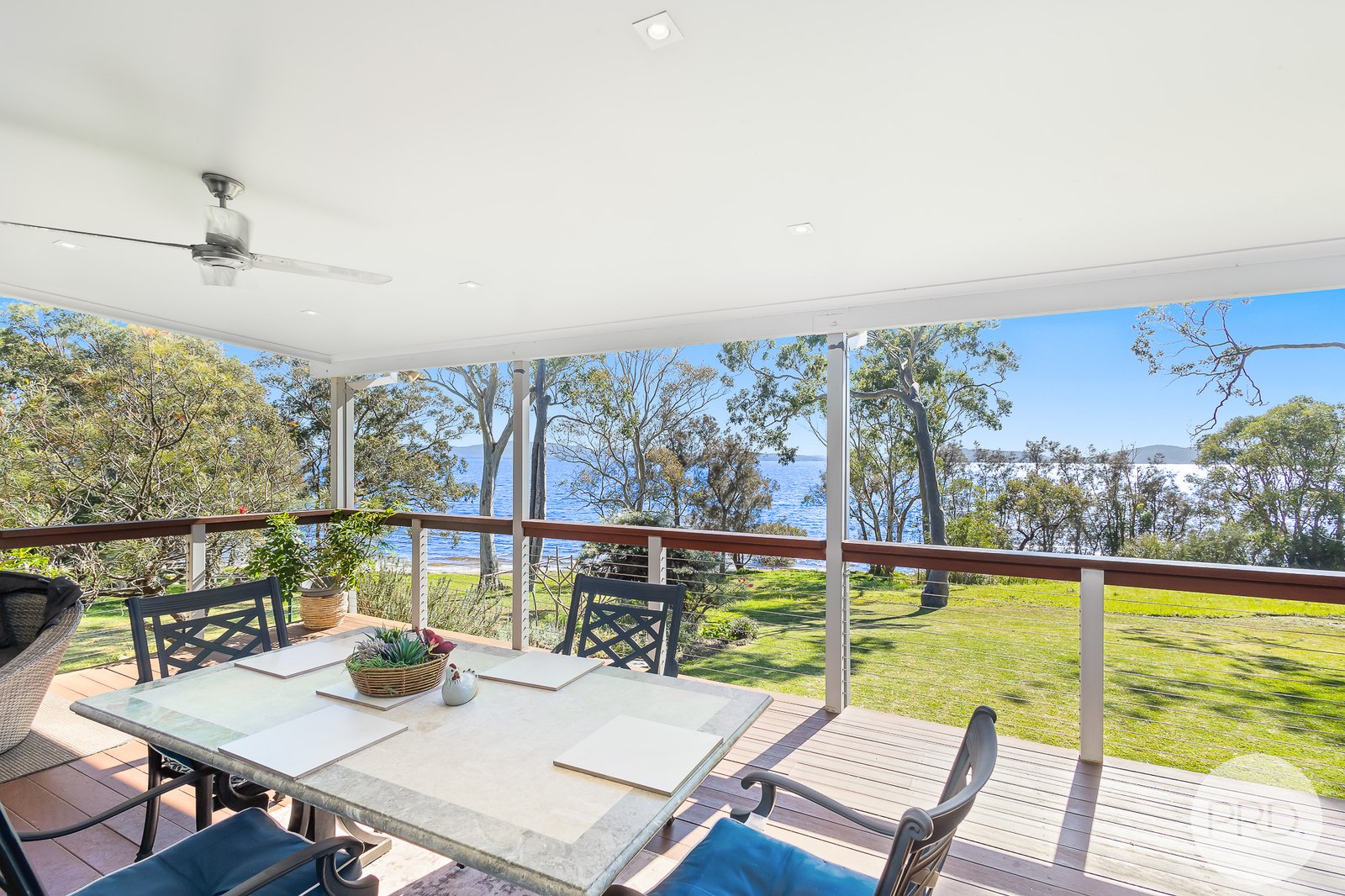 88 Francis Avenue LEMON TREE PASSAGE 7