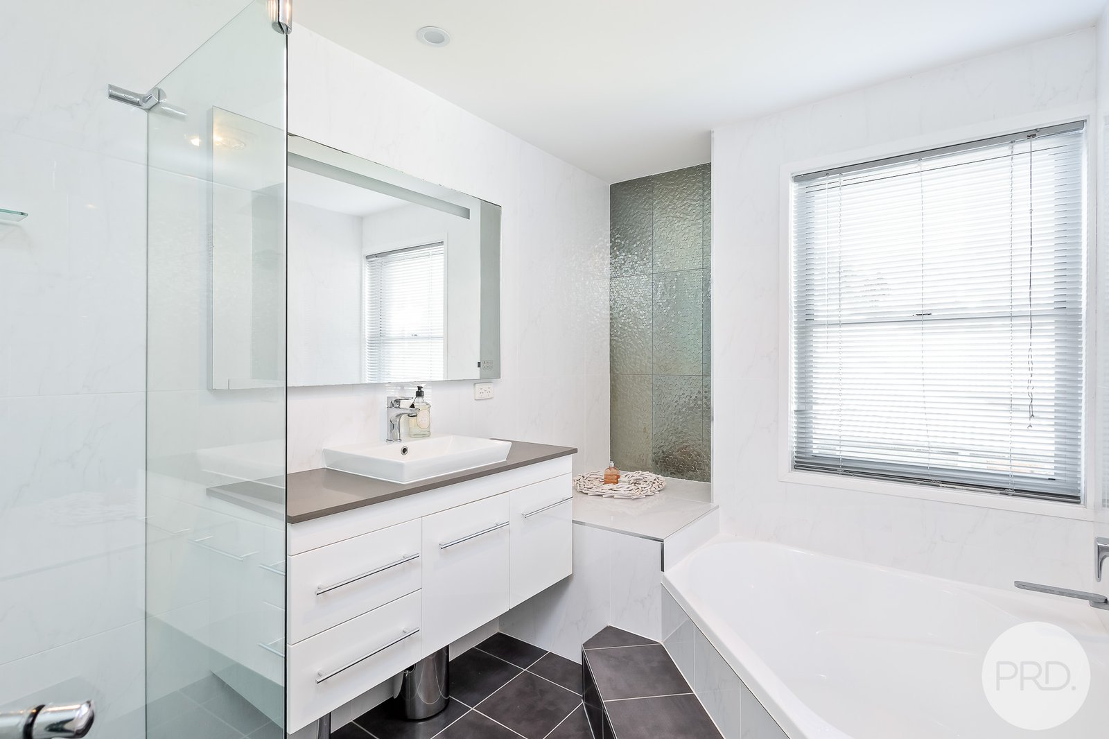 88 Francis Avenue LEMON TREE PASSAGE 23