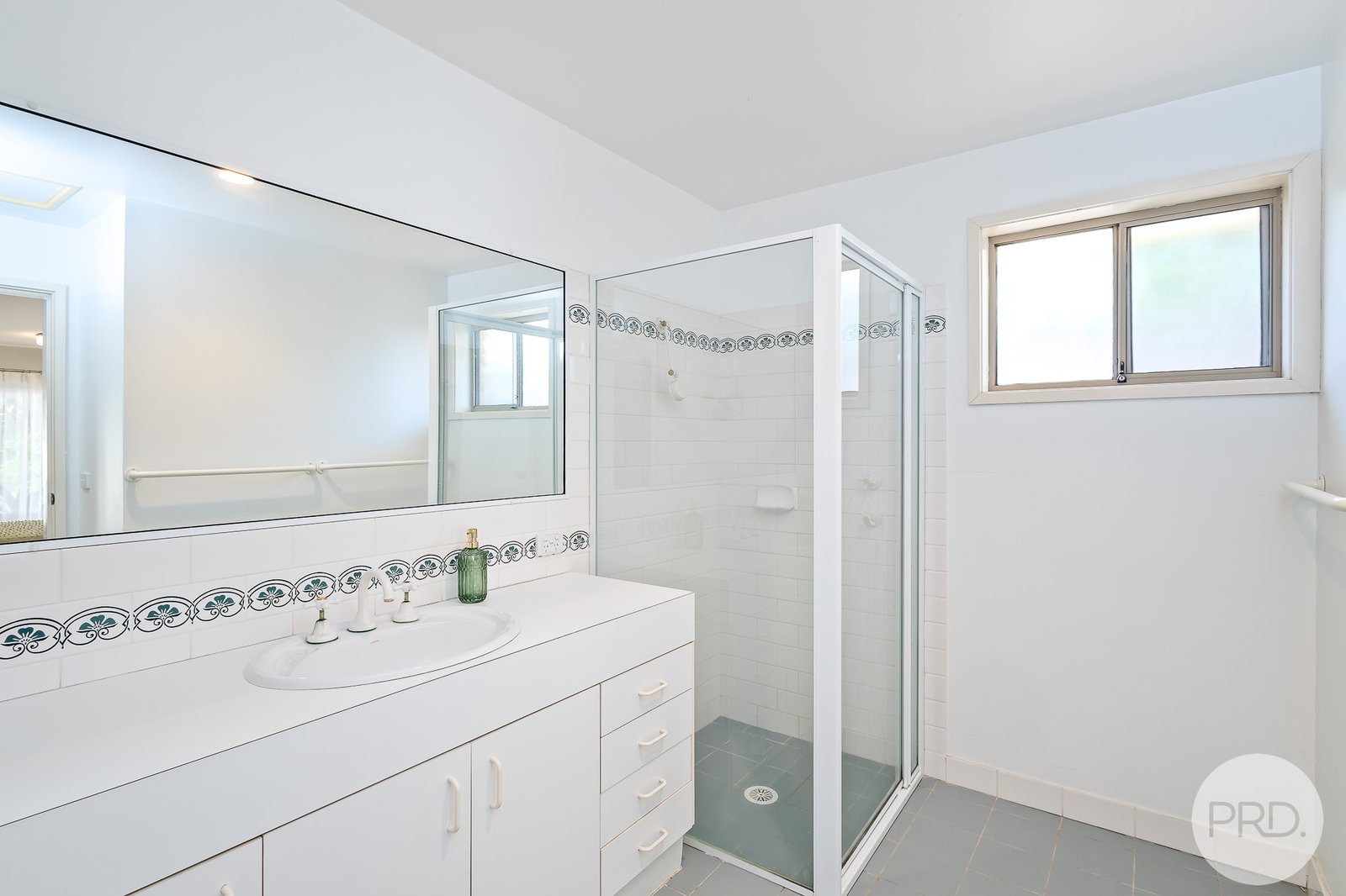 88 Francis Avenue LEMON TREE PASSAGE 24