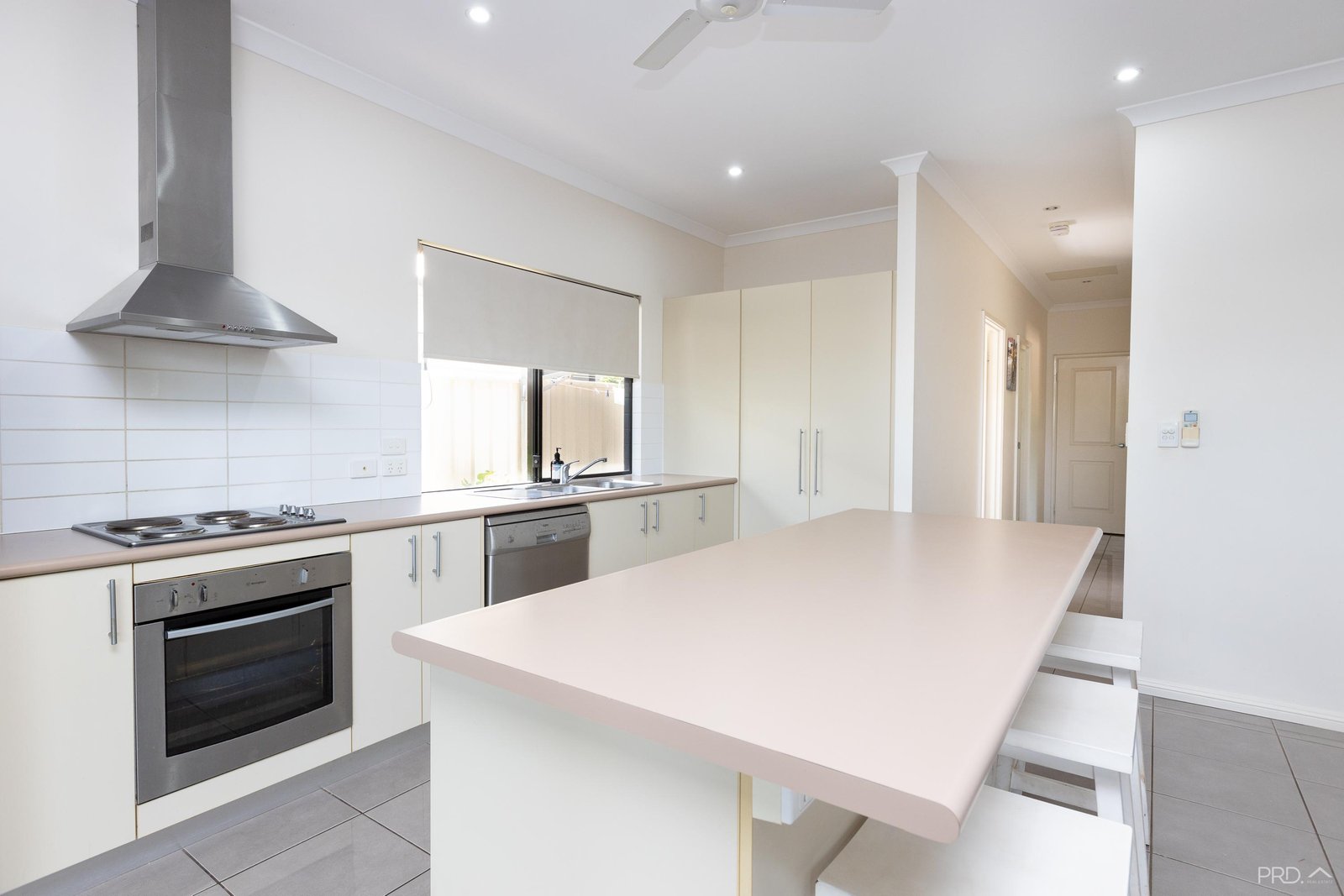 8/8 Gunian Boulevard CABLE BEACH 13