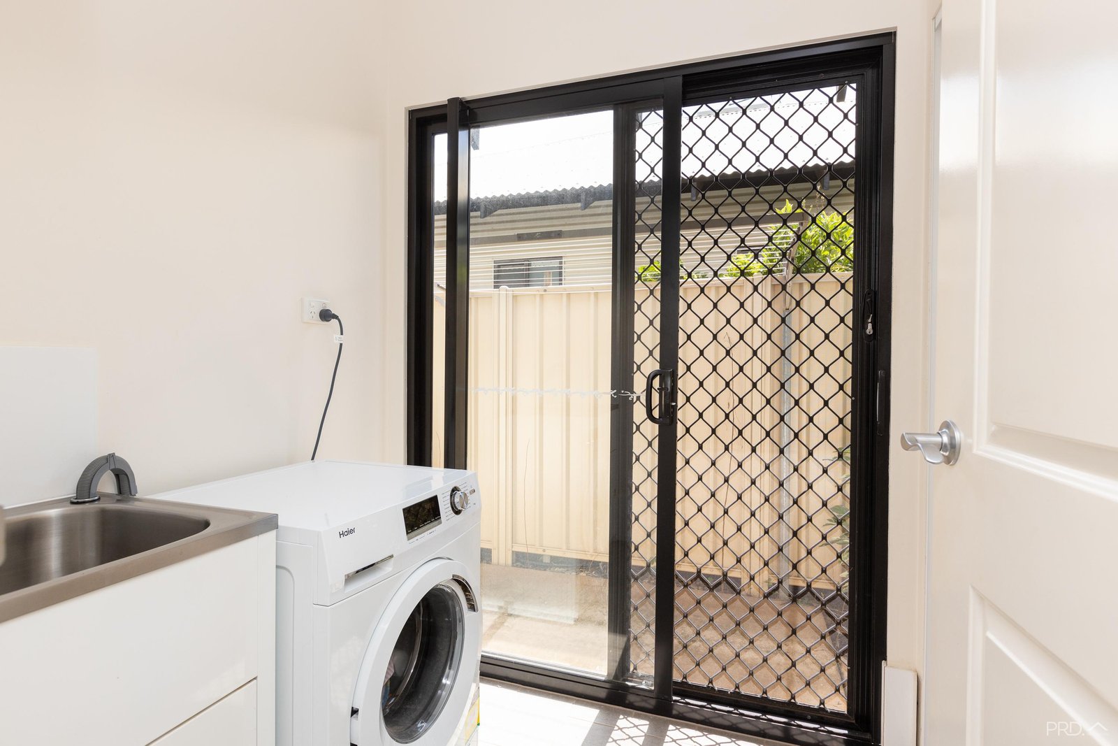 8/8 Gunian Boulevard CABLE BEACH 21